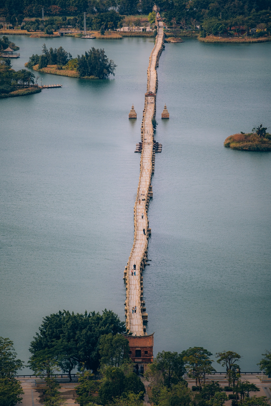 俯拍安平橋（顏英婷 攝影） (2)_proc.jpg